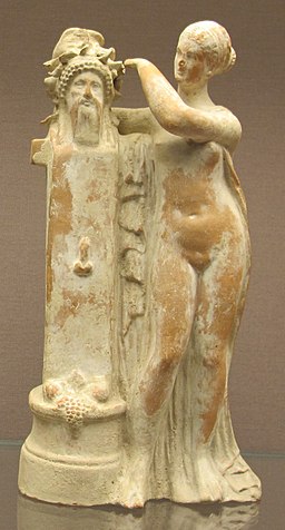 Afrodíté u hermovky Dionýsa, 150–100 př. n. l. British Museum. Kredit: Sailko, Wikimedia Commons.