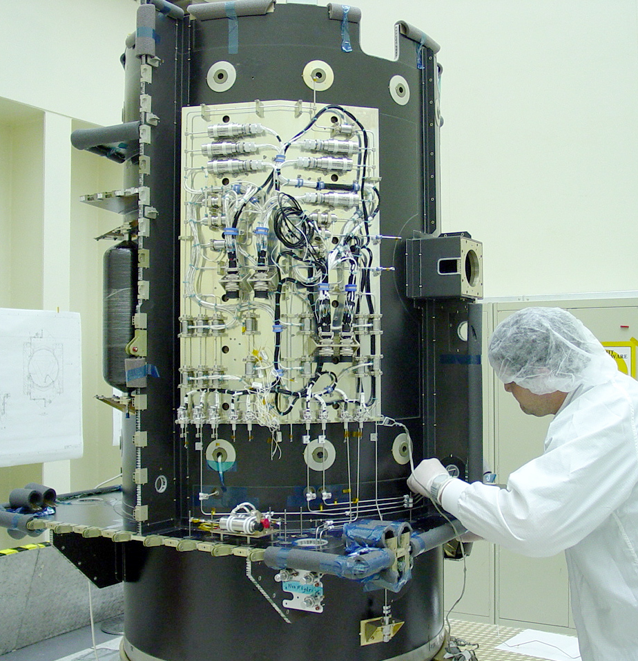 Systém, který zajišťuje v motoru NSTAR zásobování xenonem (zdroj NASA).