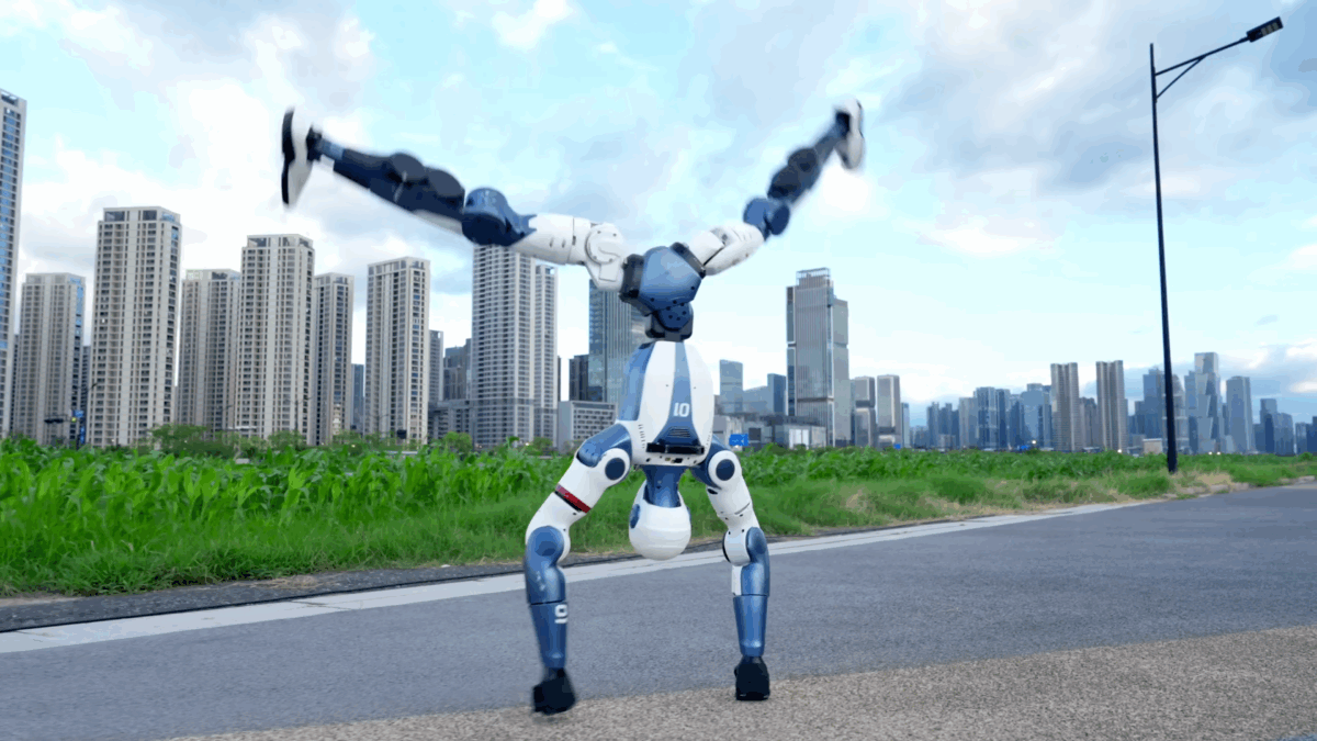 Šikovný sportovec R1. Kredit: Unitree Robotic, screenshot Youtube.