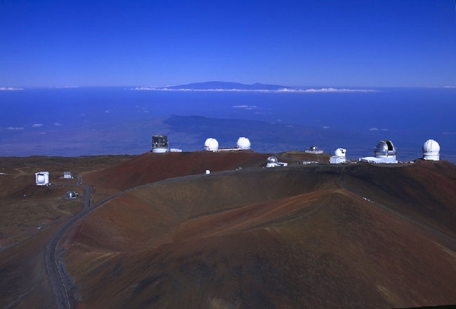 Největší komplex k astronomickému pozorování  Mauna Kea, Hawaii